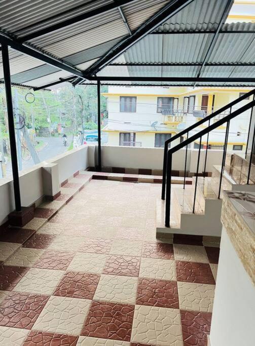 Home At Guruvayur 2 Ac Room,1 Single Bed,Kitchen 外观 照片
