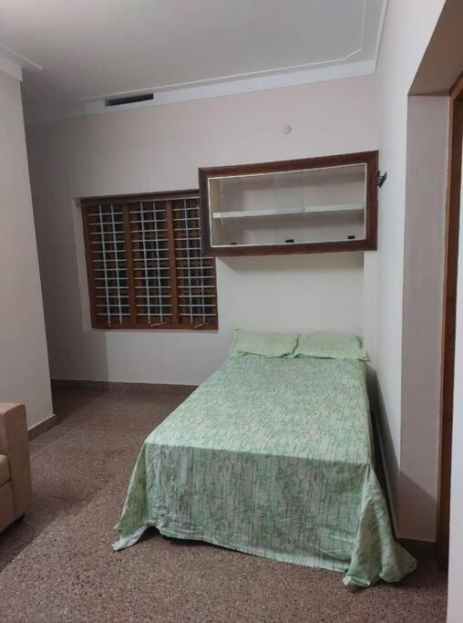 Home At Guruvayur 2 Ac Room,1 Single Bed,Kitchen 外观 照片